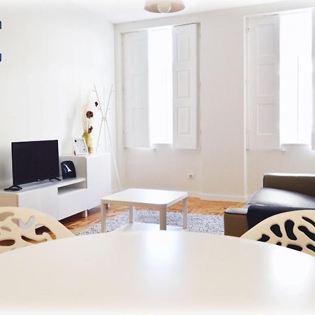 Point Apartment By Jc Порту Экстерьер фото