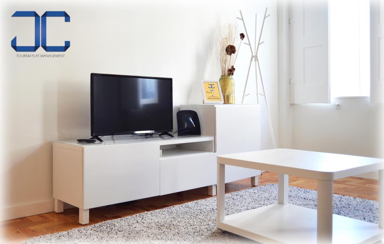 Point Apartment By Jc Порту Экстерьер фото