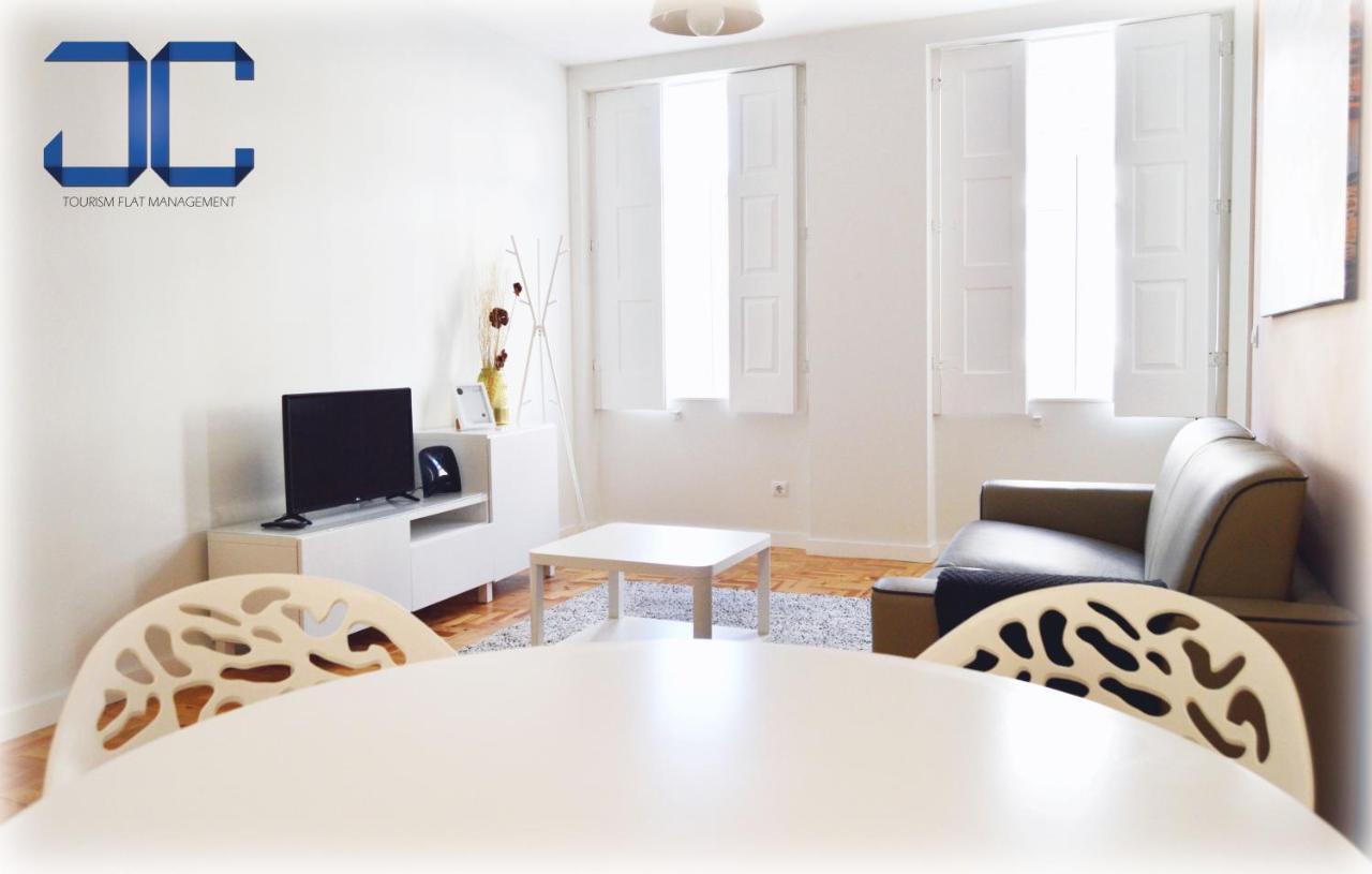Point Apartment By Jc Порту Экстерьер фото
